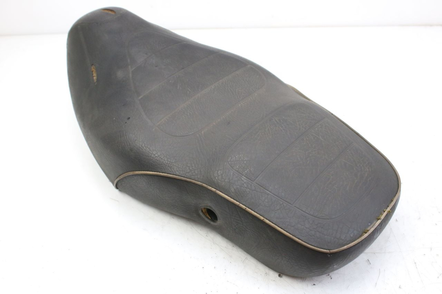 photo de SEAT APRILIA SCARABEO 100 (2003 - 2012) - Surface and material condition