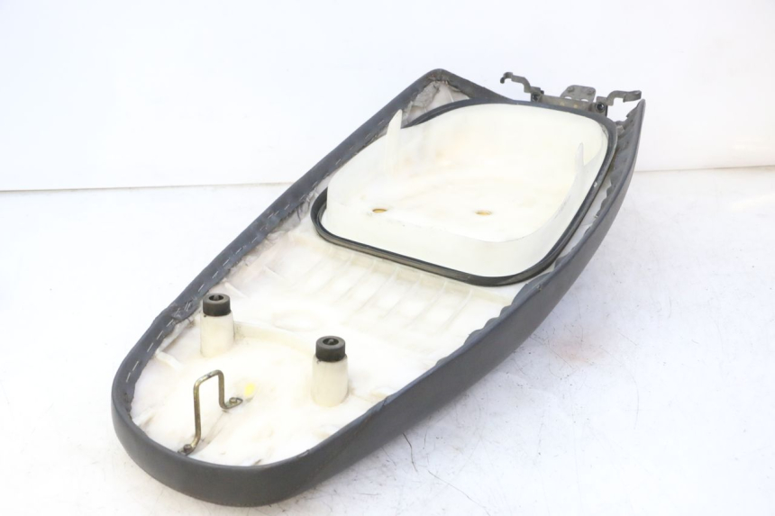 photo de SEAT HONDA SCV LEAD 100 (2003 - 2007) - Fixing points details