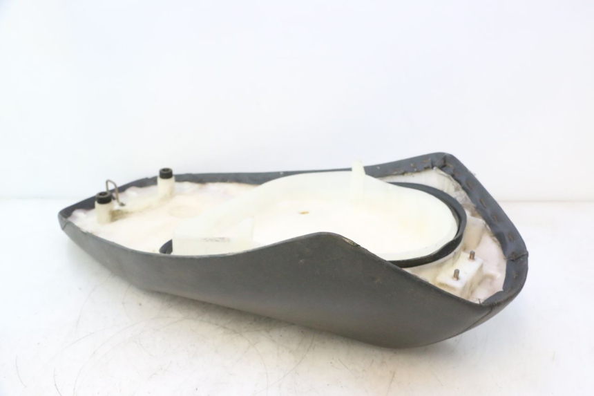 photo de SEAT HONDA SCV LEAD 100 (2003 - 2007) - Zoom on usage condition