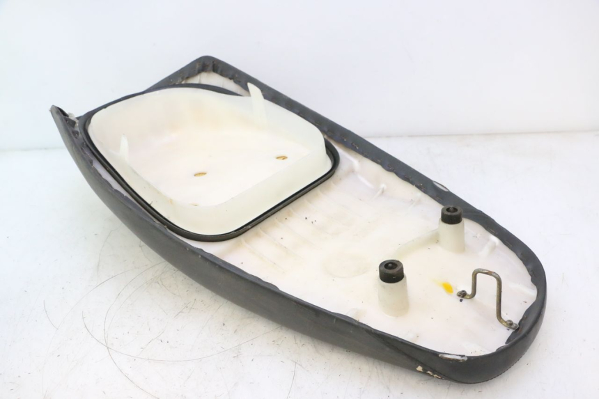 photo de SEAT HONDA SCV LEAD 100 (2003 - 2007) - Surface and material condition