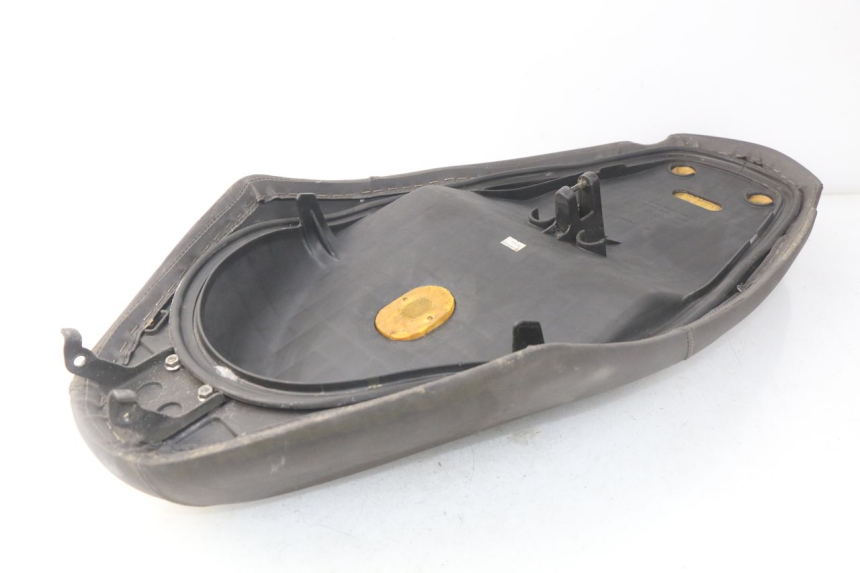 photo de SEAT HONDA SES DYLAN 125 (2002 - 2006) - Fixing points details