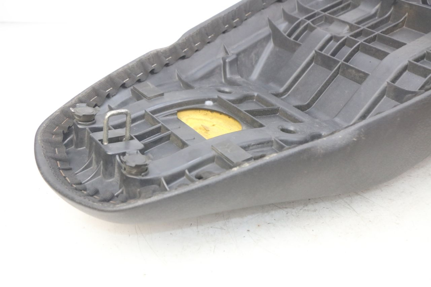 photo de SEAT SUZUKI SIXTEEN 125 (2008 - 2010) - Markings and original references