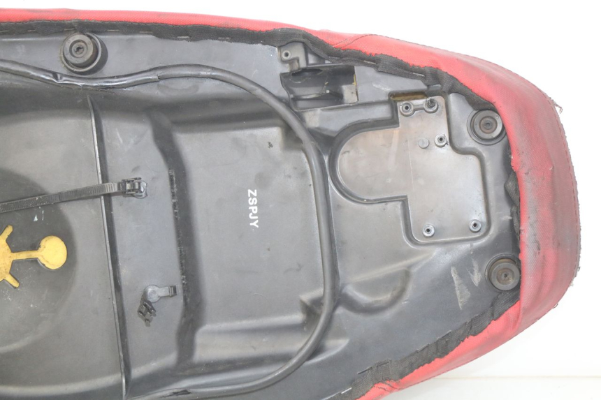 photo de SEAT APRILIA SR 2T 50 (2012 - 2017) - Distinctive features