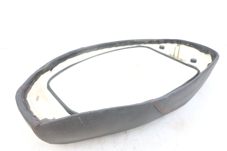 photo de Saddle VASTRO STREET X 4T 50 (2016 - 2021) - Fixing points details