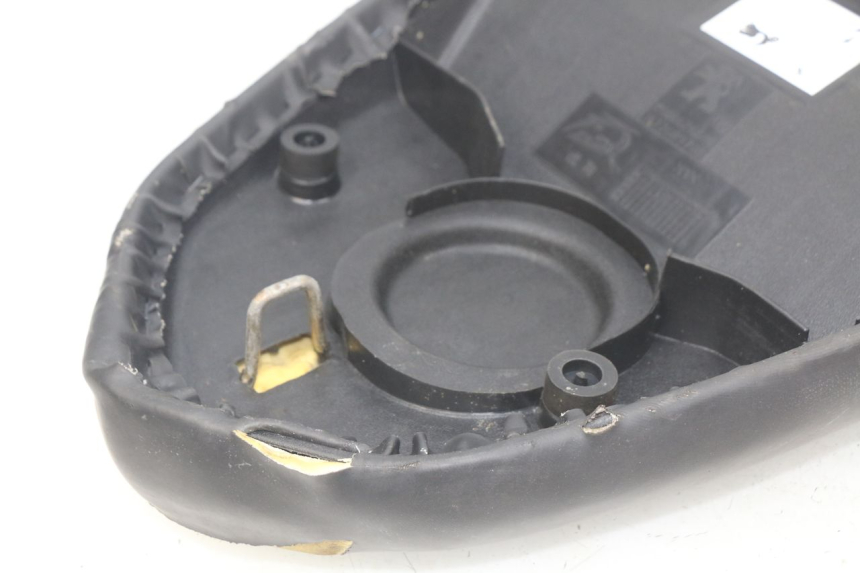 photo de SEAT PEUGEOT STREETZONE 4T 50 (2018 - 2023) - Surface and material condition