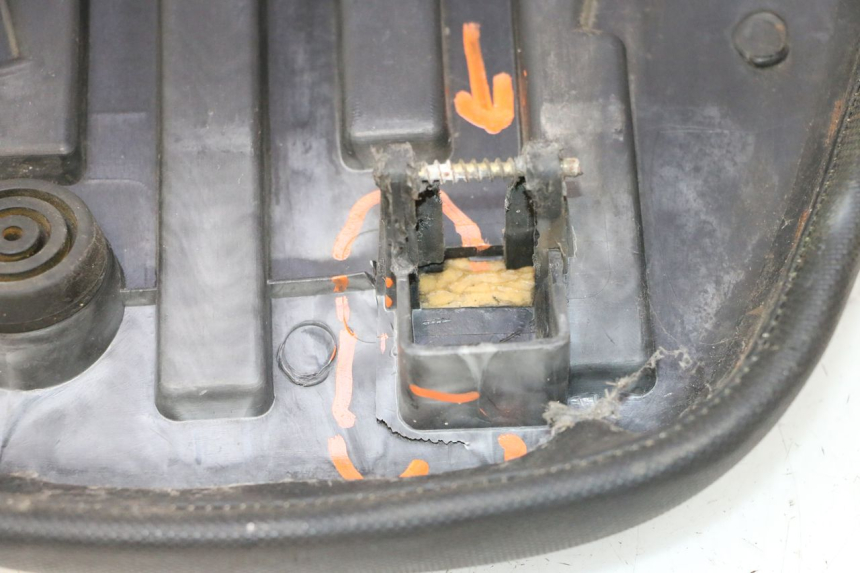 photo de SEAT MBK STUNT NAKED 50 (2004 - 2018) - Fixing points details