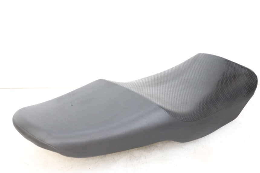 photo de SEAT SUZUKI GSF S BANDIT 600 (2000 - 2004) - Detailed visual inspection