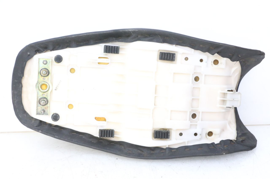 photo de SEAT SUZUKI GSF S BANDIT 600 (2000 - 2004) - Markings and original references