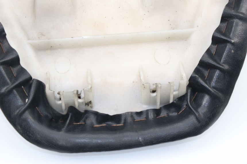 photo de SEAT SUZUKI GSX F GSXF 750 (1988 - 1998) - Distinctive features