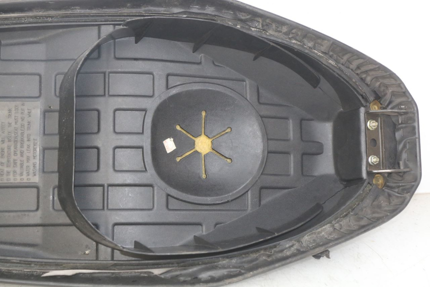 photo de SEAT SYM SYMPHONY 125 (2009 - 2015) - Fixing points details