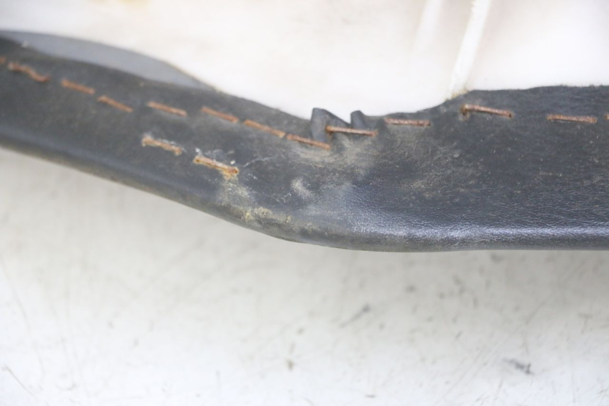 photo de SEAT YAMAHA TDR DELTABOX 125 (1997 - 2003) - Fixing points details