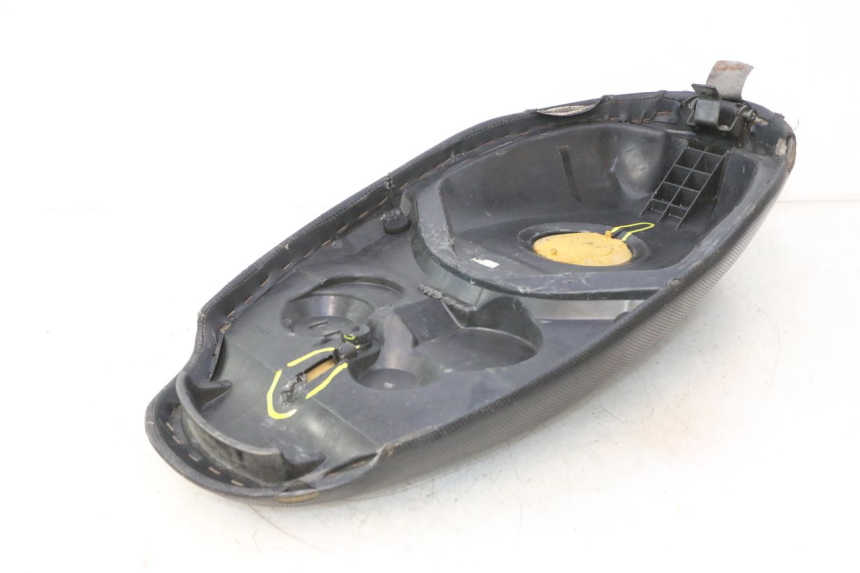 photo de SEAT PEUGEOT TREKKER 50 (1995 - 2004) - Focus on structure