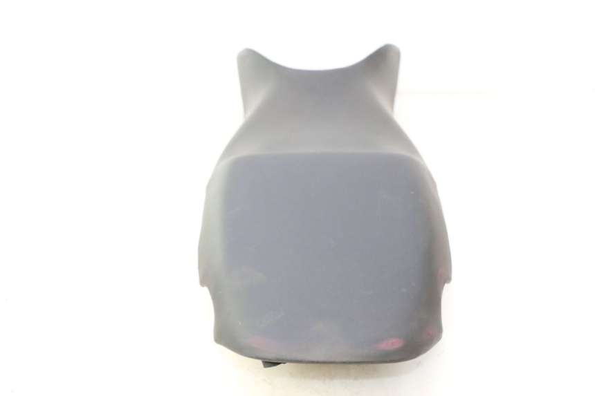 photo de SEAT HONDA VFR FI RC46 800 (1998 - 2001) - Detailed visual inspection