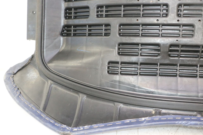 photo de SEAT YAMAHA WAVE RUNNER GP R 1200 (2000 - 2003) - Focus on structure
