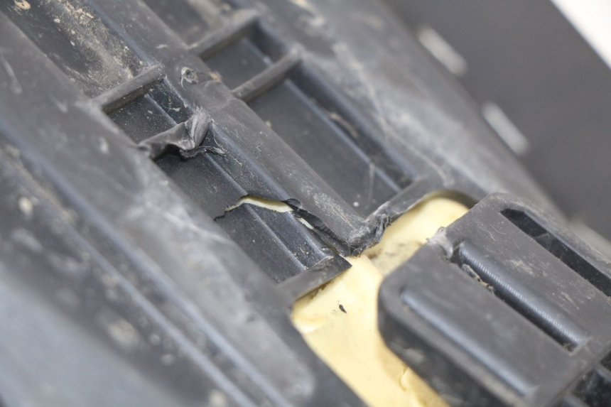 photo de SEAT YAMAHA WR R 125 (2009 - 2017) - Component detail