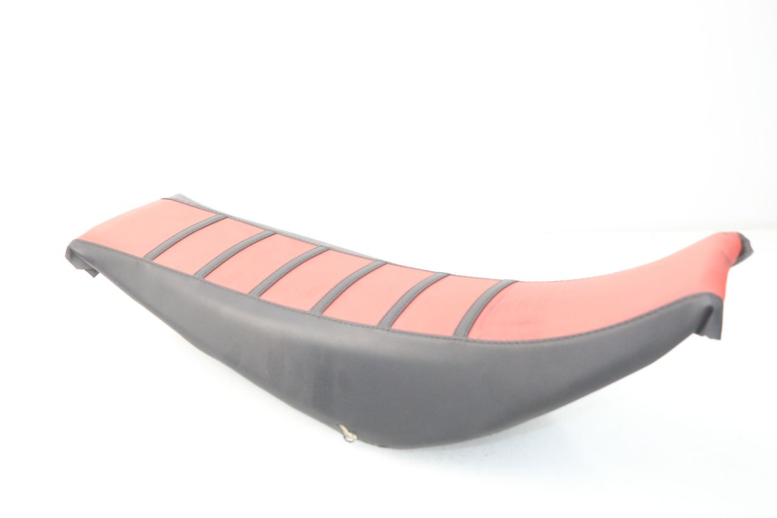 photo de SEAT YAMAHA WR R 125 (2009 - 2017) - Distinctive features