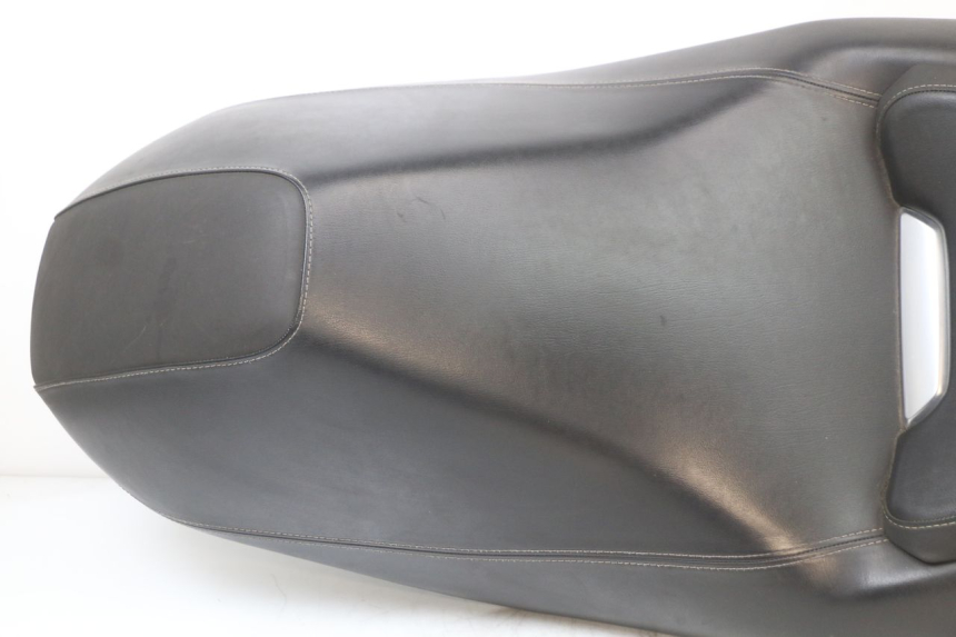 photo de SEAT YAMAHA XMAX X-MAX ABS 125 (2017 - 2020) - Component detail