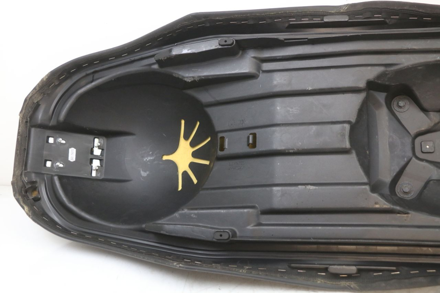 photo de SEAT YAMAHA XMAX X-MAX ABS 125 (2017 - 2020) - Markings and original references