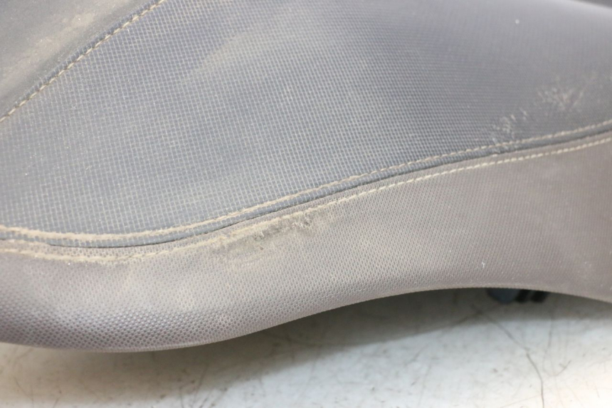 photo de SEAT YAMAHA X-MAX XMAX 125 (2010 - 2013) - Component detail