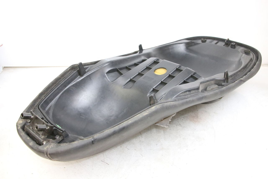 photo de SEAT PIAGGIO X10 125 (2012 - 2017) - Surface and material condition