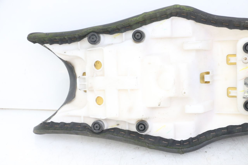 photo de SEAT YAMAHA XJ6 ABS 600 (2008 - 2016) - Surface and material condition