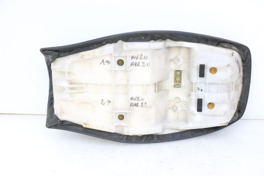 photo de SEAT YAMAHA XJN DIVERSION 600 (2000 - 2003) - Surface and material condition