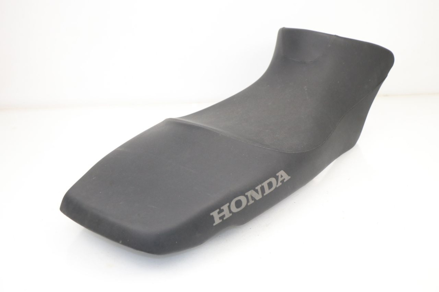 photo de SEAT HONDA XLV VARADERO 125 (2000 - 2006) - Distinctive features