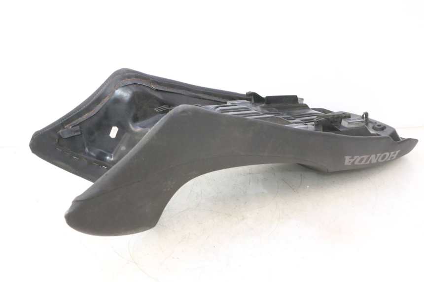 photo de SEAT HONDA XLV VARADERO 125 (2007 - 2012) - Component detail