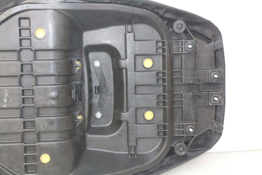 photo de SEAT YAMAHA XP T-MAX TMAX ABS 530 (2012 - 2015) - Component zoom