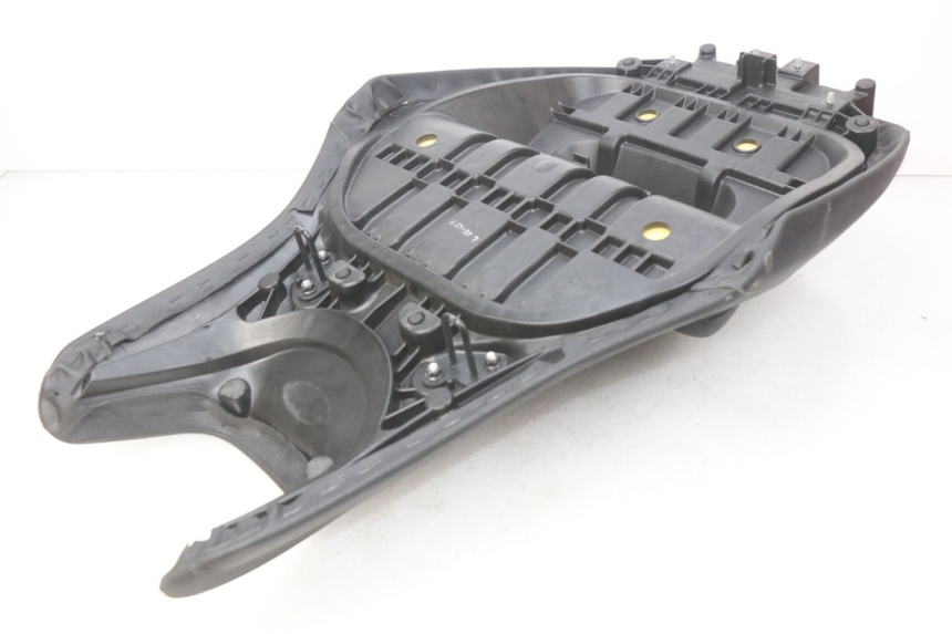 photo de SEAT YAMAHA XP T-MAX TMAX ABS 530 (2012 - 2015) - Surface and material condition