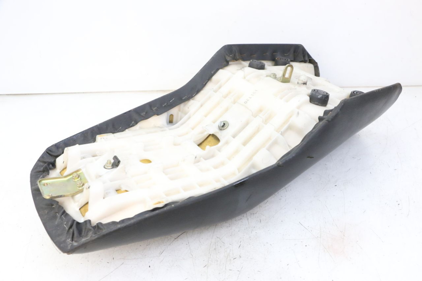 photo de SEAT YAMAHA FZS FAZER 600 (2001 - 2003) - Alternative perspective