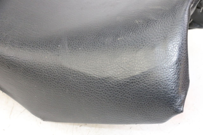 photo de SEAT YAMAHA FZS FAZER 600 (2001 - 2003) - Focus on structure