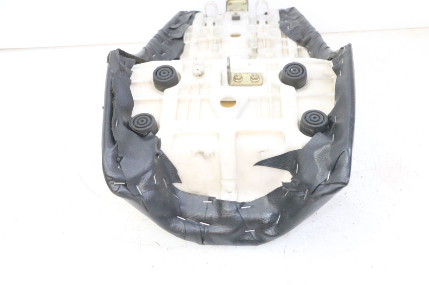 photo de SEAT YAMAHA FZS FAZER 600 (2001 - 2003) - Checked used part