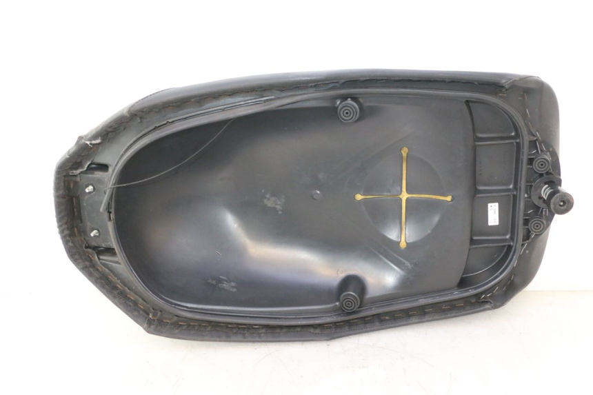 photo de SEAT YAMAHA YP MAJESTY 125 (2007 - 2010) - Zoom on usage condition