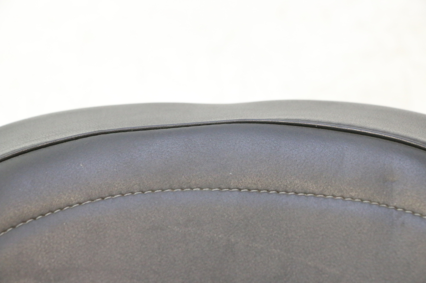 photo de SEAT YAMAHA YP MAJESTY 125 (2007 - 2010) - Fixing points details