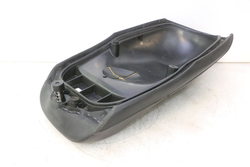 photo de SEAT YAMAHA YP MAJESTY 125 (2002 - 2006) - Additional view of the item