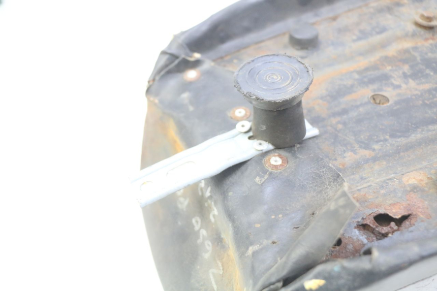 photo de SEAT KAWASAKI ZEPHYR 1100 ( - 1995) - Zoom on usage condition