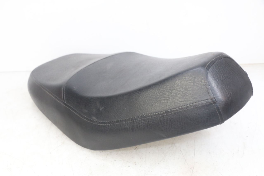 photo de SEAT UNIVERSAL BIKE ZN50QT-11B 50 (2018 - 2021) - High-resolution close-up