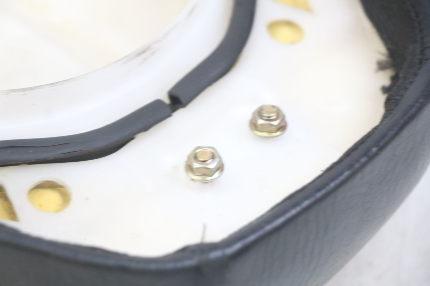 photo de SEAT UNIVERSAL BIKE ZN50QT-11B 50 (2018 - 2021) - Fixing points details