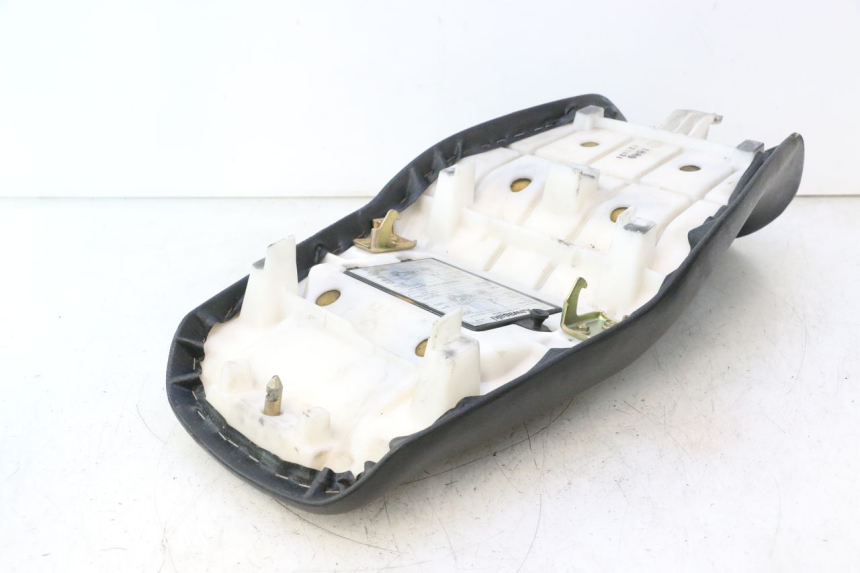 photo de SEAT KAWASAKI ZZR 600 (1995 - 2004) - Alternative angle
