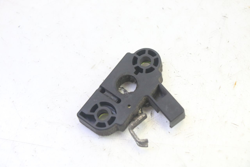 photo de SEAT LOCK SET ADIVA AD3 300 (2014 - 2020) - Zoom on usage condition