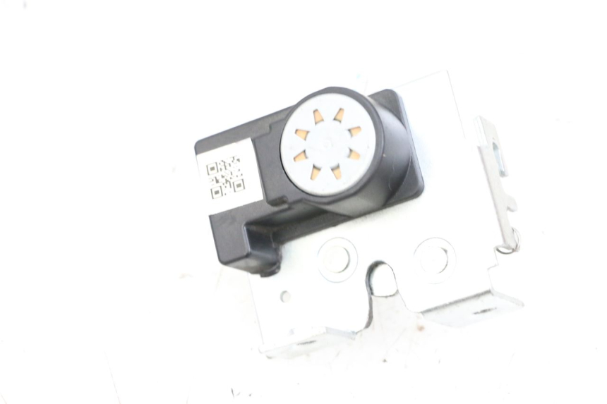 photo de SEAT LOCK SET SEGWAY NINEBOT E125S 1 (2022 - 2026) - Alternative perspective