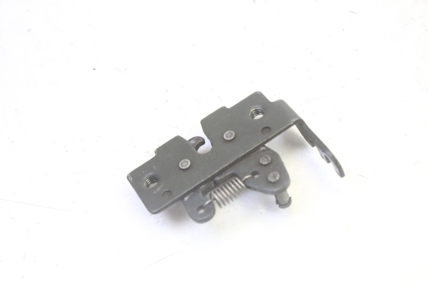 photo de SEAT LOCK PIAGGIO MP3 LT 300 (2010 - 2016) - Alternative perspective