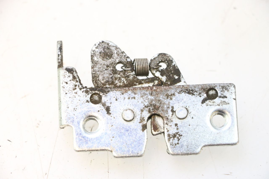 photo de SEAT LOCK PIAGGIO MP3 LT 400 (2007 - 2012) - Alternative perspective