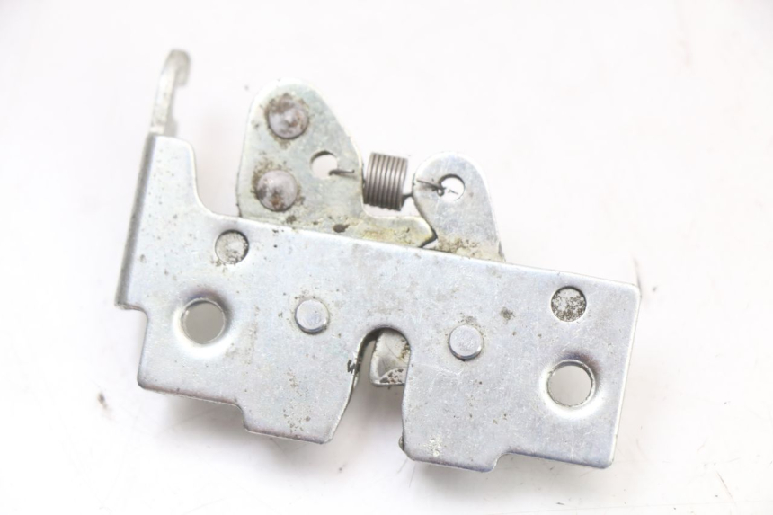 photo de SEAT LOCK PIAGGIO MP3 125 (2006 - 2014) - Alternative perspective