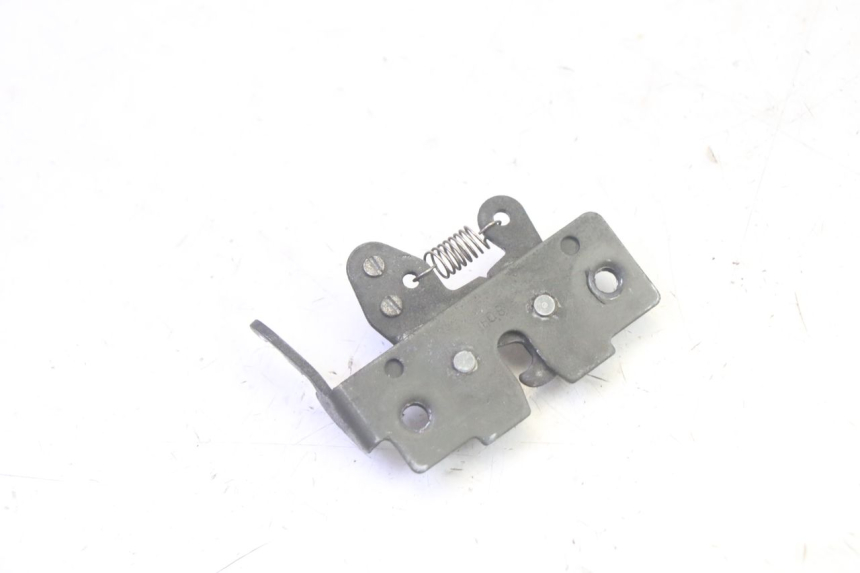 photo de SEAT LOCK SET PIAGGIO MP3 RL 250 (2006 - 2010) - Zoom on usage condition