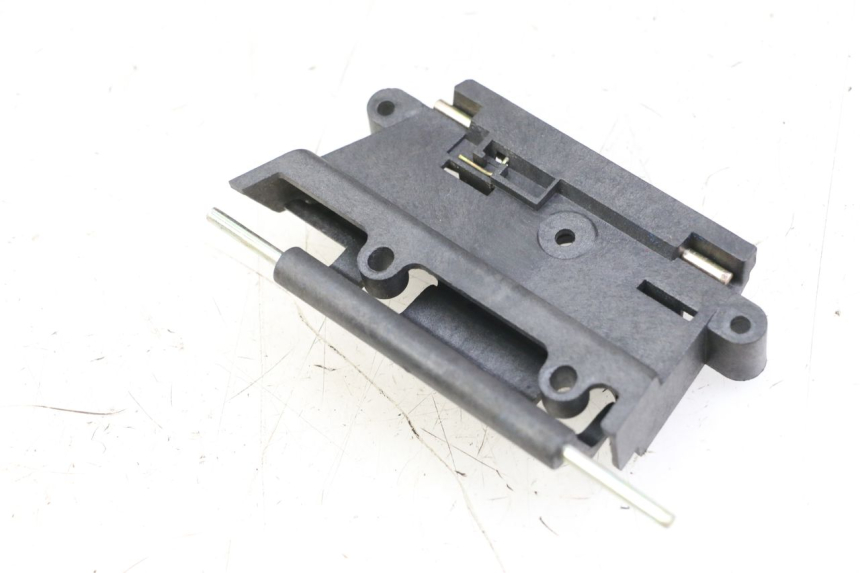 photo de SEAT LOCK SET PEUGEOT VIVACITY 125 (2010 - 2017) - Component detail