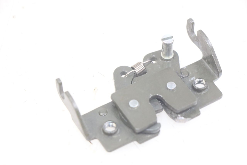 photo de SEAT LOCK PIAGGIO X8 125 (2004 - 2007) - Component detail