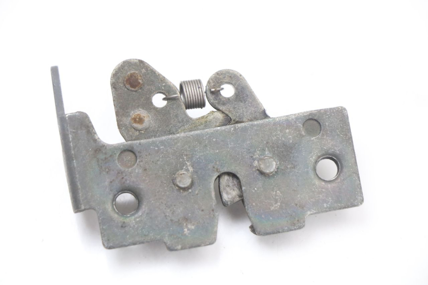 photo de SEAT LOCK PIAGGIO X8 125 (2004 - 2007) - Component detail