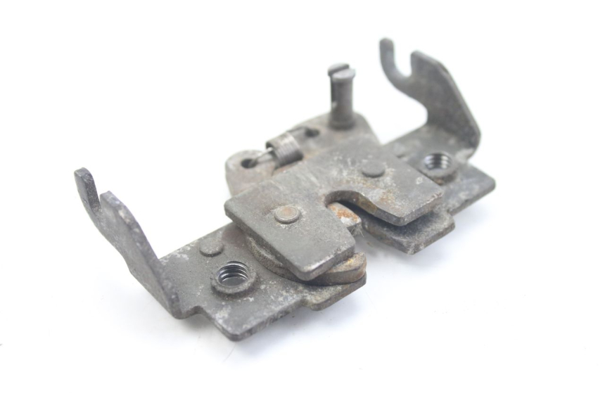 photo de SEAT LOCK PIAGGIO X9 EVOLUTION 500 (2003 - 2005) - Zoom on usage condition